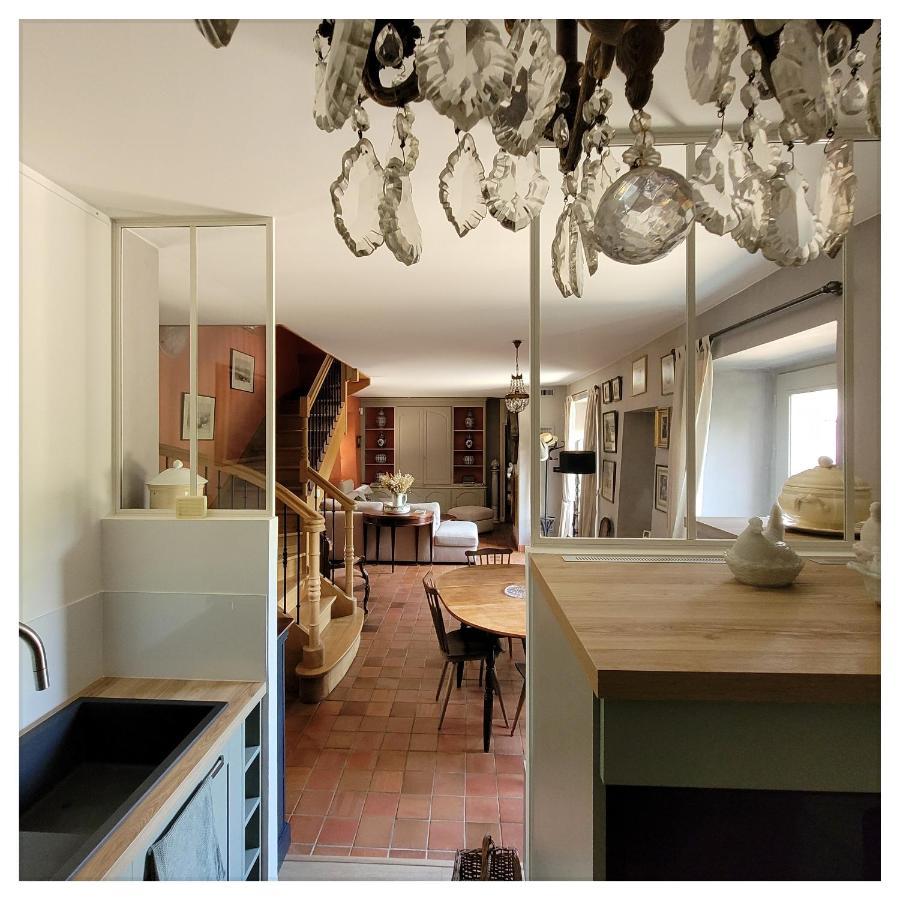 Gite De Charme Au Manoir Du Plessis-Quinquis Sainte-Seve Exteriör bild